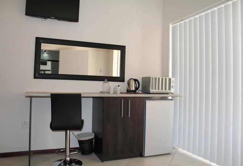 Bed and Breakfast Just B Guesthouse 10