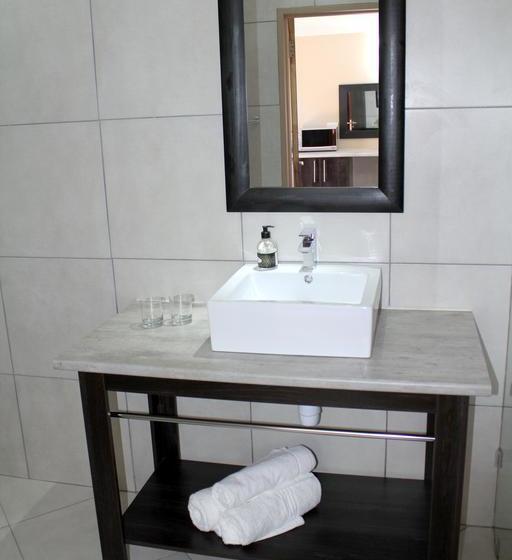 Bed and Breakfast Just B Guesthouse 16