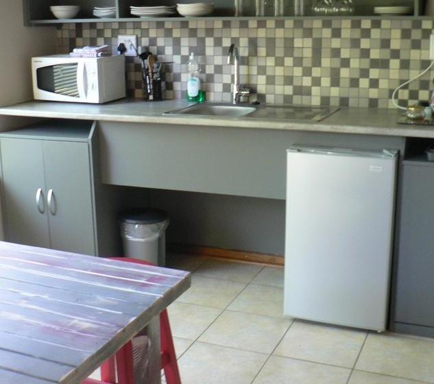 Bed and Breakfast Just B Guesthouse 4