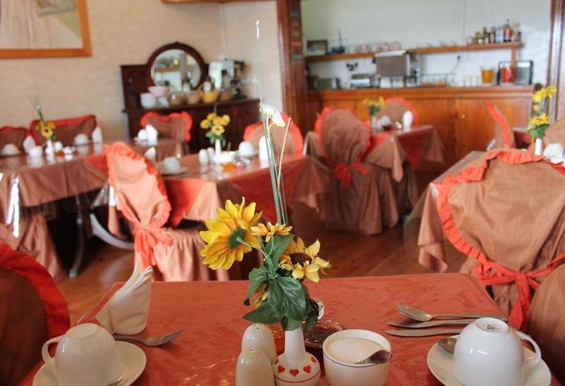 Bed and Breakfast Central Hotel Guest House Simon's Town Western Cape