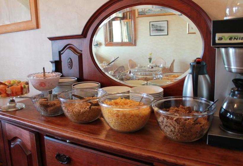 Bed and Breakfast Central Hotel Guest House 1