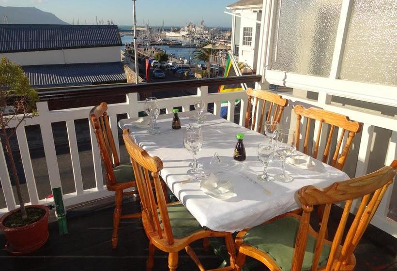 Bed and Breakfast Central Hotel Guest House 18