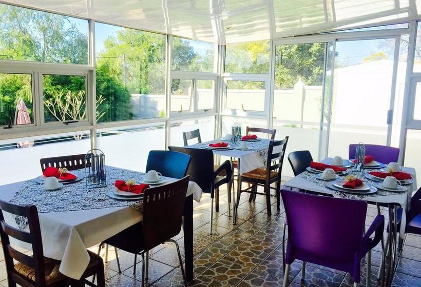 Bed and Breakfast Logos Guest House 1