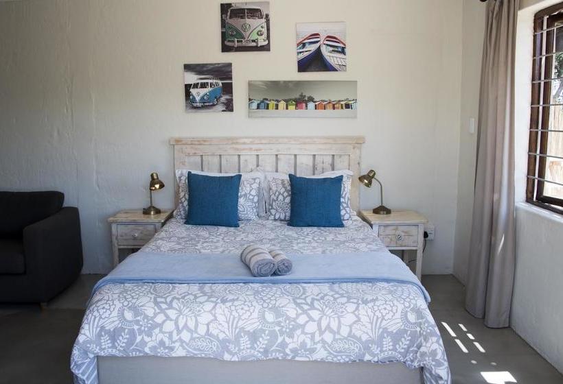 Hostel Afrovibe Beach House 11