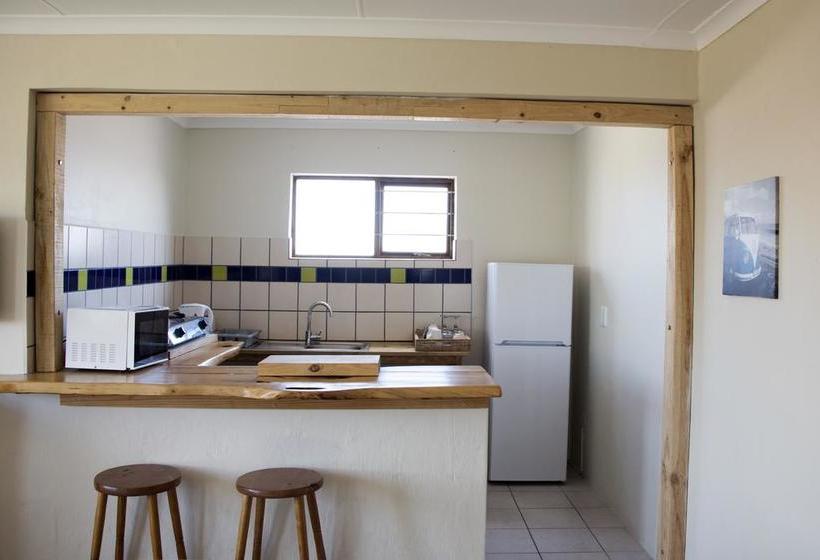 Hostel Afrovibe Beach House 4