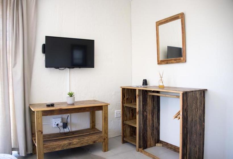 Hostel Afrovibe Beach House 8