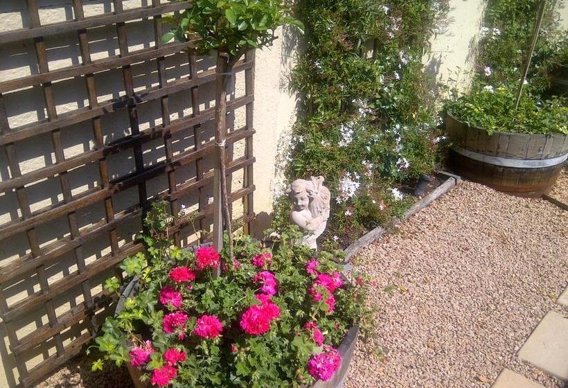 A Hundred Thousand Welcomes B&b 4