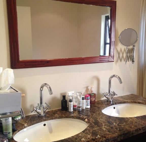 A Hundred Thousand Welcomes B&b 7