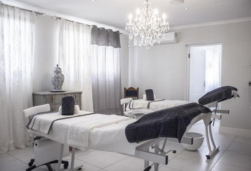 Bed and Breakfast La Riviera Guesthouse 17