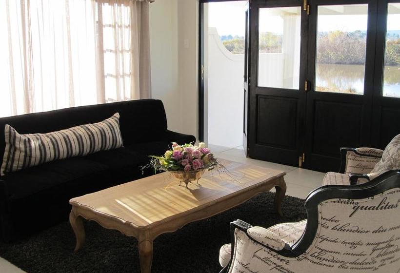 Bed and Breakfast La Riviera Guesthouse 9