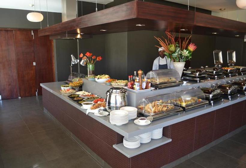 Golden Gate Hotel And Chalets 9