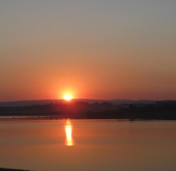 Bed and Breakfast Meander In 20