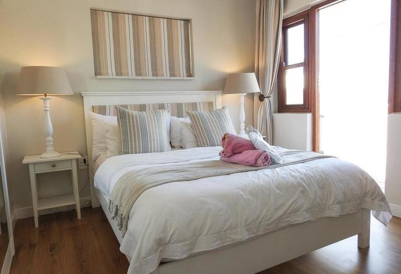 Bed and Breakfast Wilderness On Sea