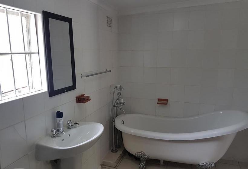 Bed and Breakfast Stone Crescent 4