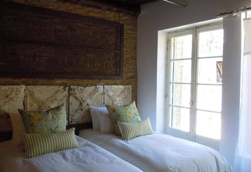 The Karoo Moon Motel 7