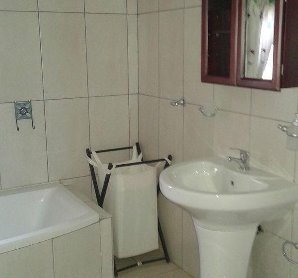 Bed and Breakfast Black Swan Guest House 11