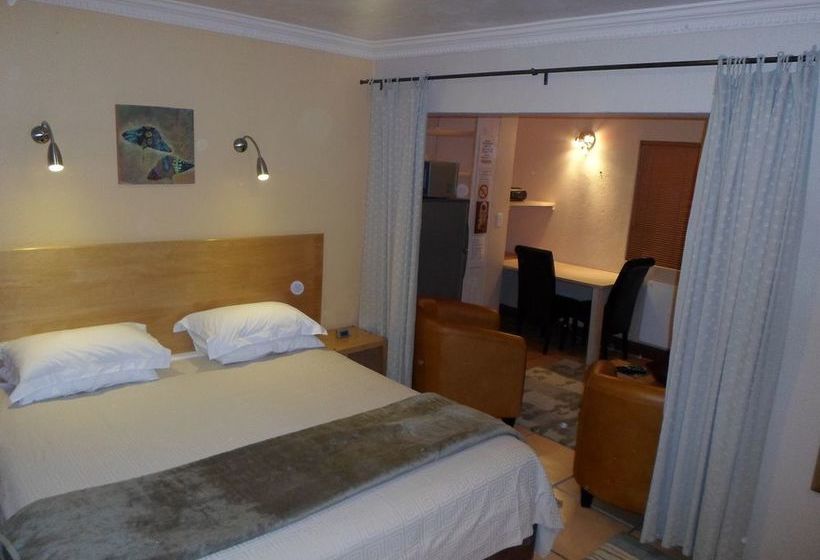 Bed And Breakfast In Waterkloof 12