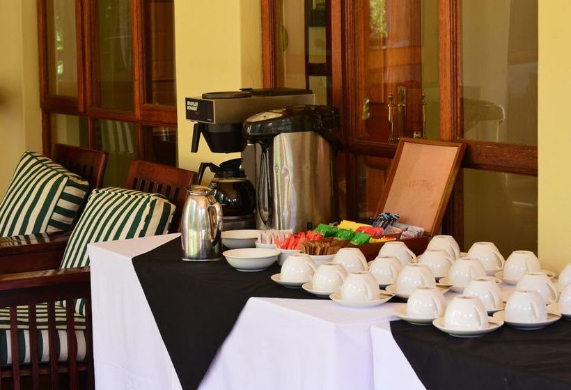 Hotel Budmarsh Private Lodge 16