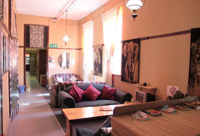 Hostel Riverlodge Backpackers 1