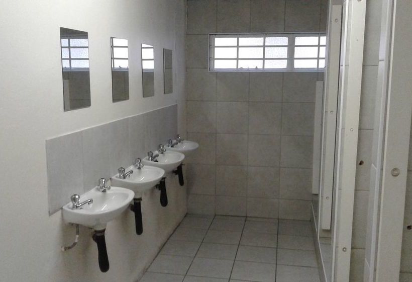 Hostel Riverlodge Backpackers 10