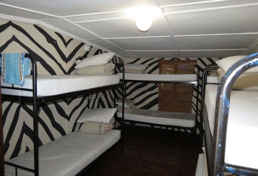 Hostel Riverlodge Backpackers 17