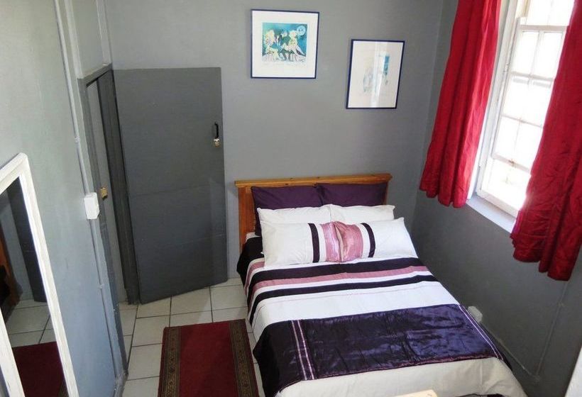 Hostel Riverlodge Backpackers 4