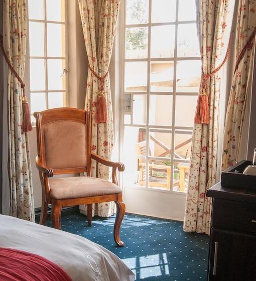 Hotel The Village Ridge Boutique 11