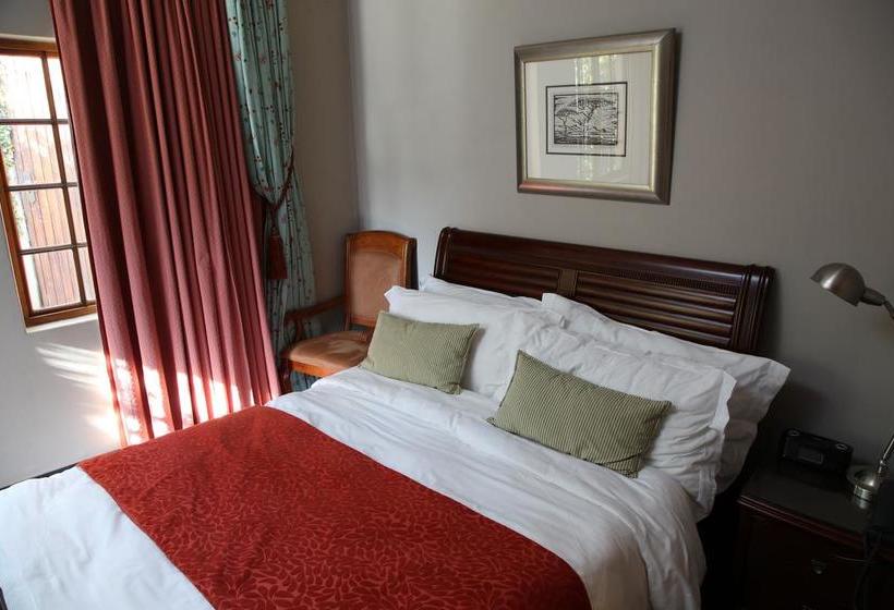 Hotel The Village Ridge Boutique 14