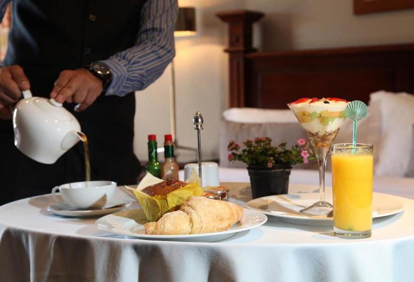 Hotel The Village Ridge Boutique 20