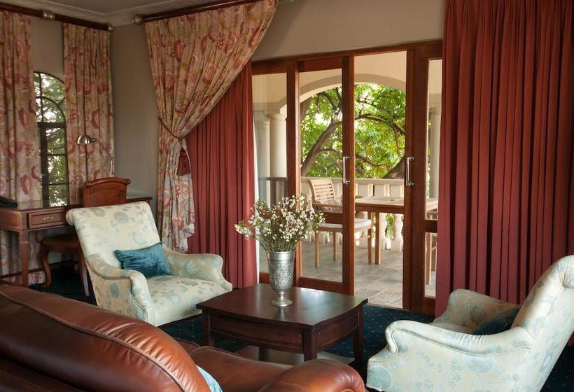 Hotel The Village Ridge Boutique 6