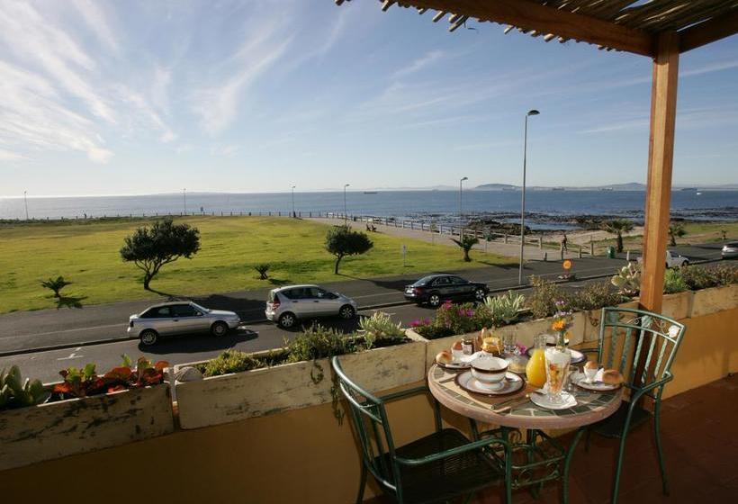 Bed and Breakfast Dolphin Inn Guesthouse