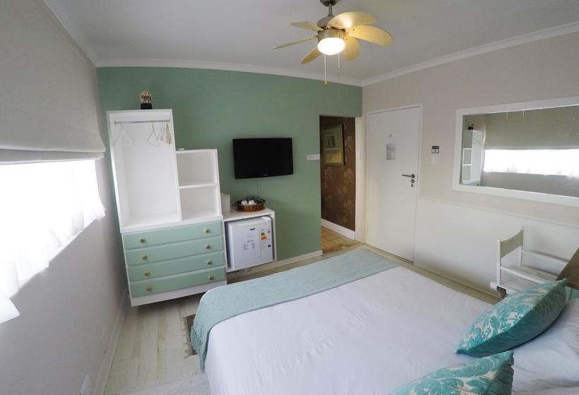 Bed and Breakfast Dolphin Inn Guesthouse 8