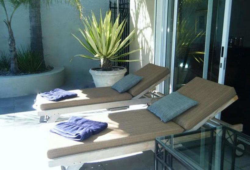 Bed & Breakfast Maison Fontainbleau 9