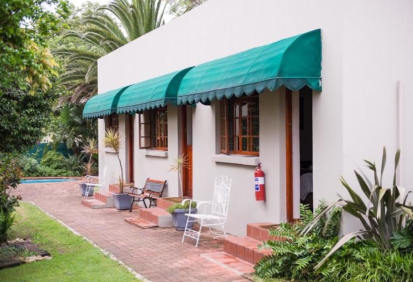 Bed and Breakfast 17 On 5th Avenue Walmer Guesthouse 11