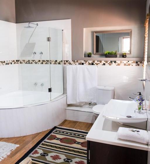 Bed and Breakfast 17 On 5th Avenue Walmer Guesthouse 4