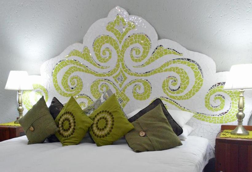 Hotel The Rabbit Hole 3