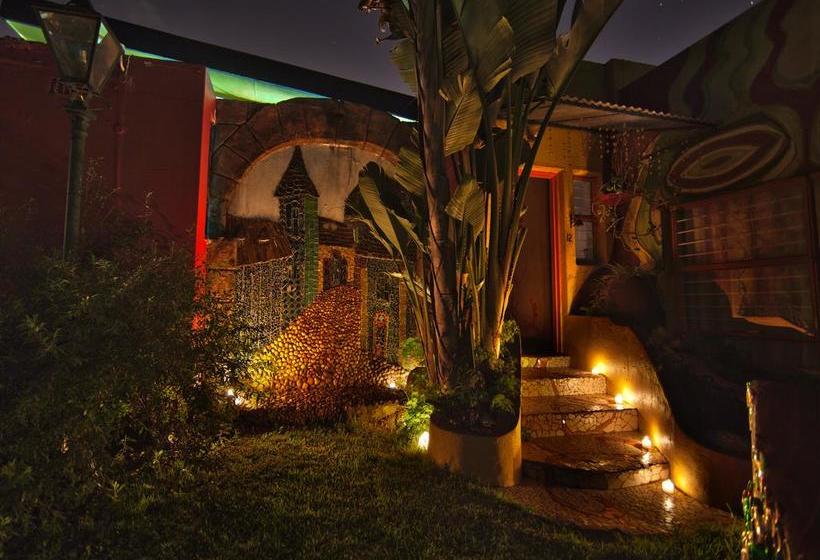 Hotel The Rabbit Hole 4