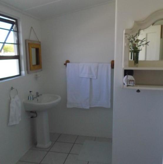 Bed and Breakfast Breeze Inn Guesthouse Kidd's Beach Eastern Cape