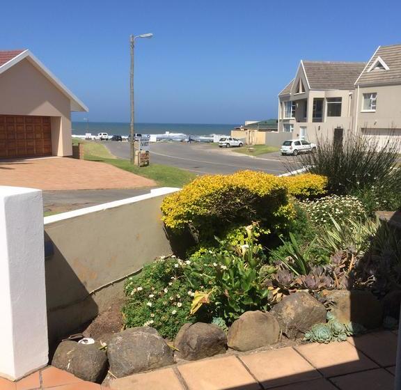 Bed and Breakfast Breeze Inn Guesthouse 13