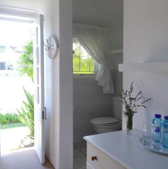 Bed and Breakfast Breeze Inn Guesthouse 4