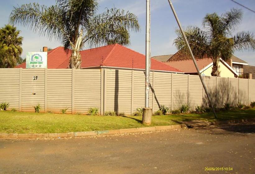Bed and Breakfast Ekurhuleni Lodge 7