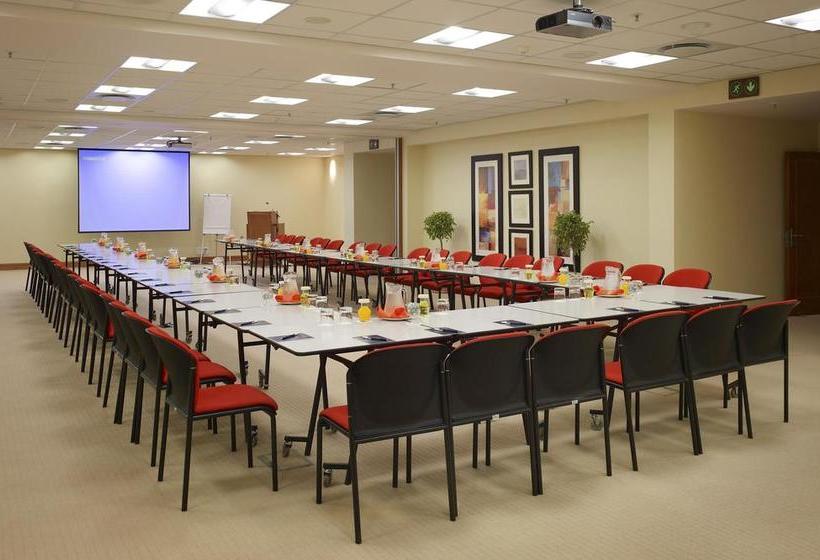 Resort Soho & Casino At Sun City 7