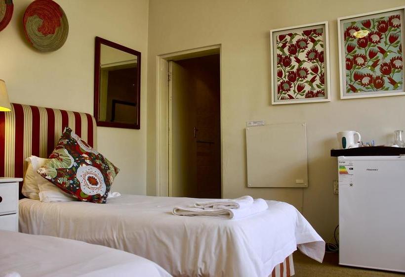 Hostel Melville Manor Guest House 14