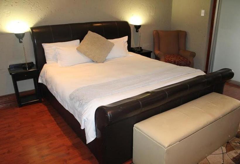 Bed and Breakfast Flamboyant Guest Lodge 3