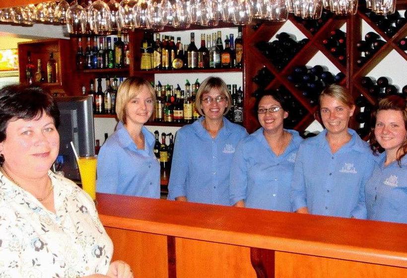 Hostel Kronenhoff Guesthouse 5