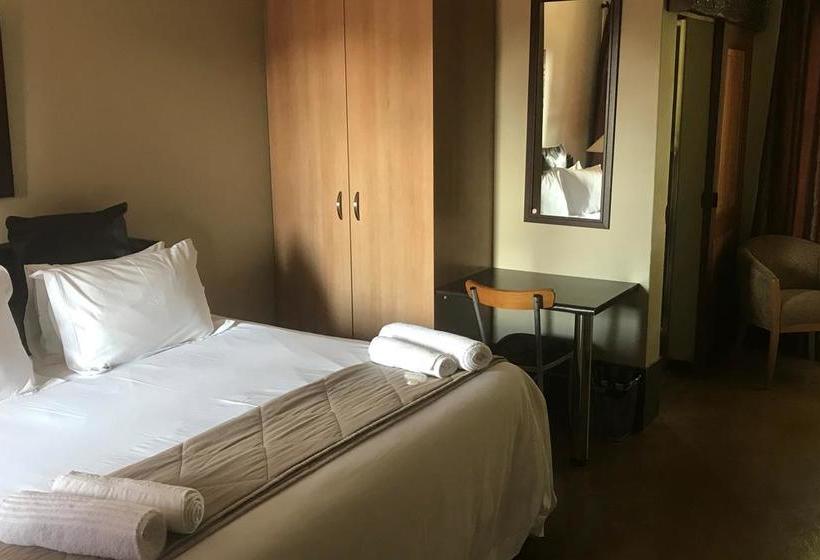 Bed and Breakfast Africa Footprints 3