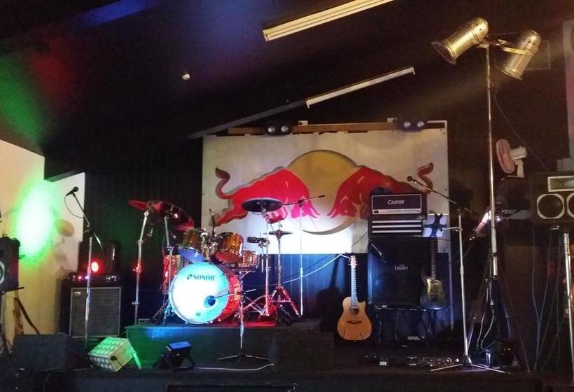 Railway Hotel Greymouth 16