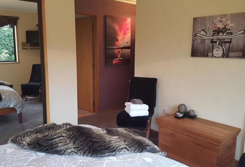 Bed & Breakfast Alpine Rock Cottage 18