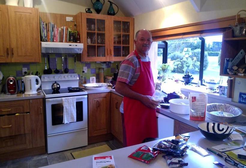 Bed & Breakfast Alpine Rock Cottage 9