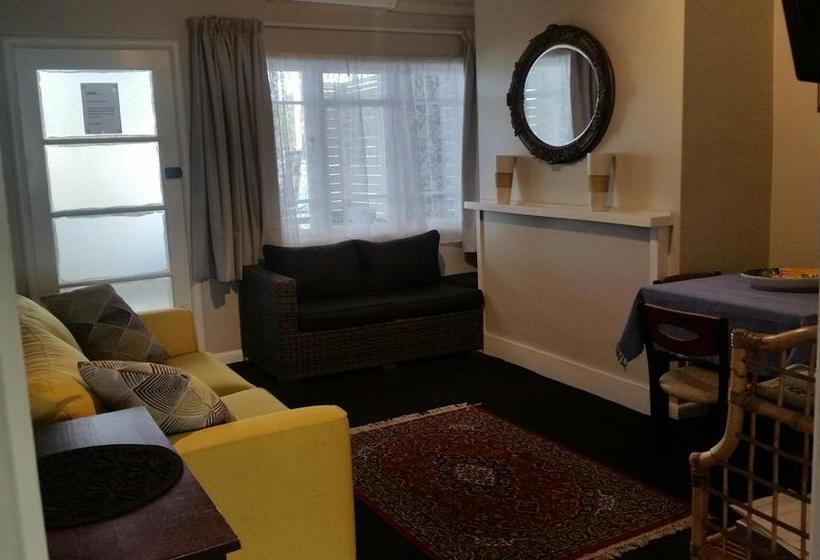 Motel Nana Glads Accommodation Whitianga 2